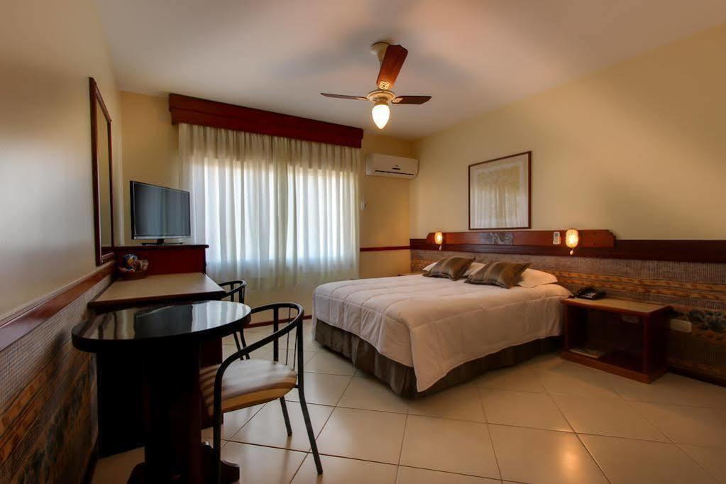 Hotel Suarez Campo Bom Exterior photo